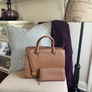 Michael Kors Continental Wallet with Zipper